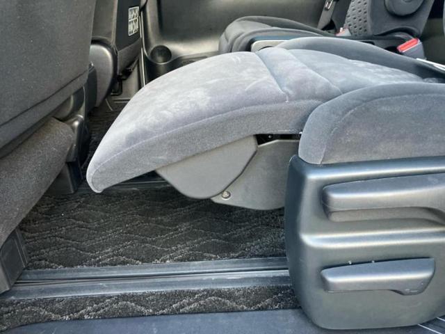 アルファード Ｓ　Ａパッケージ　保証書／純正　９インチ　ＳＤナビ／衝突安全装置／両側電動スライドドア／ドライブレコーダー　前後／ヘッドランプ　ＬＥＤ／Ｂｌｕｅｔｏｏｔｈ接続／ＥＴＣ／ＥＢＤ付ＡＢＳ／横滑り防止装置　バックカメラ（26枚目）