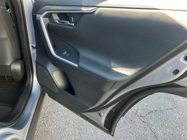 RAV4 4WD G 保証書/ディスプレイオーディオ+ナビ9インチ/トヨタセーフティセンス/シートヒーター 前席/パノラミックビューモニター/車線逸脱防止支援システム/シート 合皮/電動バックドア 衝突被害軽減システム(21枚目)