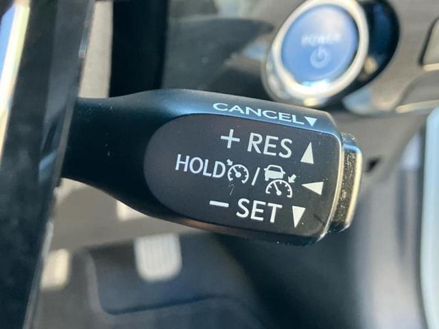 プリウス Ｓ　純正　ＳＤナビ／トヨタセーフティセンス／車線逸脱防止支援システム／ドライブレコーダー　前後／ヘッドランプ　ＬＥＤ／Ｂｌｕｅｔｏｏｔｈ接続／ＥＴＣ２．０／ＥＢＤ付ＡＢＳ／横滑り防止装置　バックカメラ（29枚目）