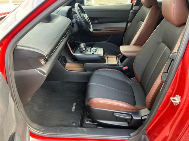 MX-30 ヒョウジュン 新品タイヤ/保証書/純正 8.8インチ メモリーナビ/アイアクティブセンス(マツダ)/シートヒーター 前席/360°ビューモニター/車線逸脱防止支援システム/シート ハーフレザー/電動バックドア(6枚目)