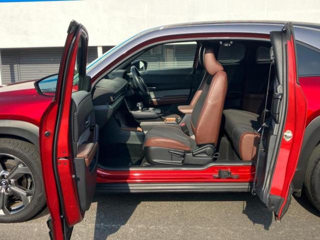 MX-30 ヒョウジュン 新品タイヤ/保証書/純正 8.8インチ メモリーナビ/アイアクティブセンス(マツダ)/シートヒーター 前席/360°ビューモニター/車線逸脱防止支援システム/シート ハーフレザー/電動バックドア(35枚目)