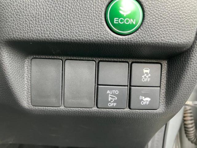 フィットハイブリッド ハイブリッド・Fパッケージ 新品タイヤ/保証書/社外 SDナビ/ヘッドランプ LED/Bluetooth接続/ETC/EBD付ABS/横滑り防止装置/アイドリングストップ/バックモニター/ワンセグTV/DVD/禁煙車 DVD再生(13枚目)