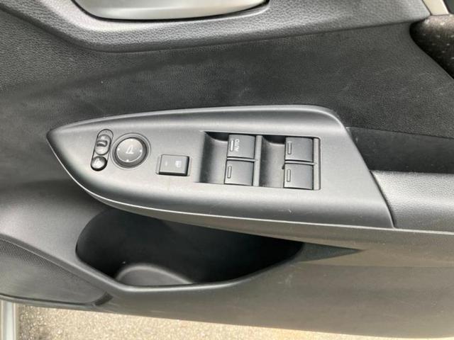 フィットハイブリッド ハイブリッド・Fパッケージ 新品タイヤ/保証書/社外 SDナビ/ヘッドランプ LED/Bluetooth接続/ETC/EBD付ABS/横滑り防止装置/アイドリングストップ/バックモニター/ワンセグTV/DVD/禁煙車 DVD再生(15枚目)