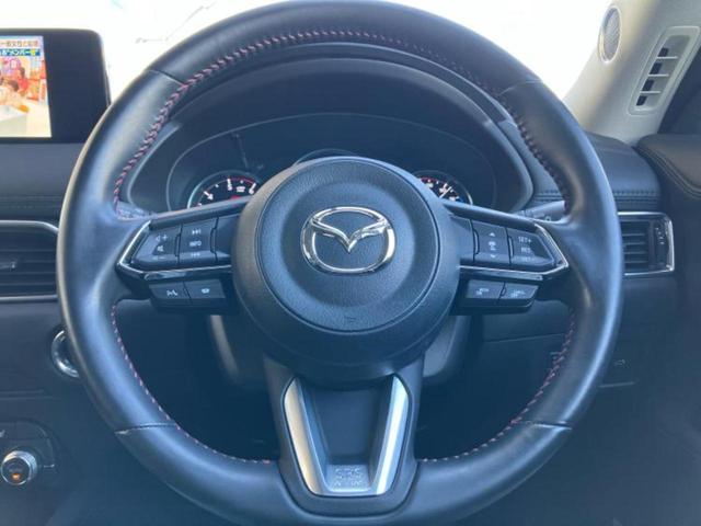 ＷＥＣＡＲＳの展示場では実際に見て、触ってお車をお選びいただけます！知識の豊富な営業スタッフが様々なカーライフをご提案いたします！