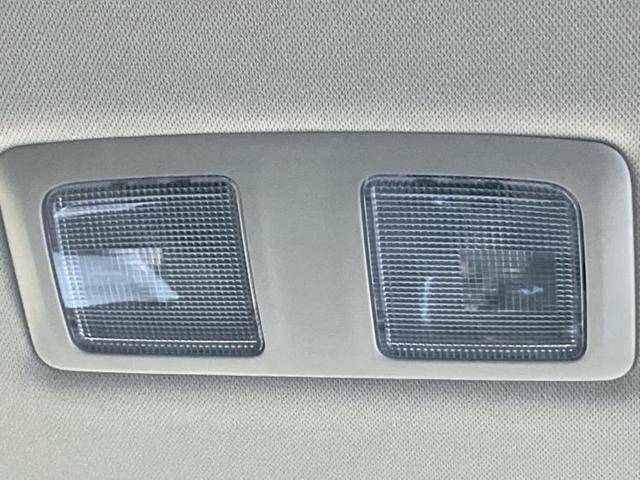 ＷＥＣＡＲＳではほぼ毎日新しい在庫車両を入荷しております！お客様のこだわりを叶える１台がきっとＷＥＣＡＲＳにあるはずです！