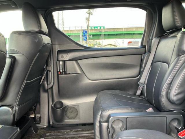 アルファード Sタイプゴールド サンルーフ/ディスプレイオーディオ+ナビ9インチ/フリップダウンモニター 純正 12.1インチ/デジタルインナーミラー/トヨタセーフティセンス/両側電動スライドドア 衝突被害軽減システム バックカメラ(5枚目)