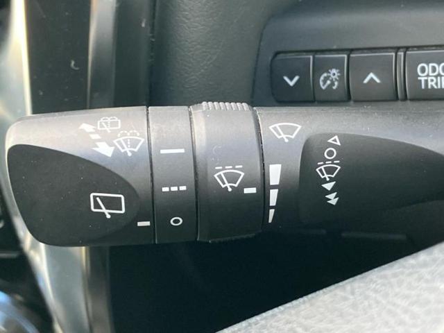 アルファード Sタイプゴールド サンルーフ/ディスプレイオーディオ+ナビ9インチ/フリップダウンモニター 純正 12.1インチ/デジタルインナーミラー/トヨタセーフティセンス/両側電動スライドドア 衝突被害軽減システム バックカメラ(17枚目)