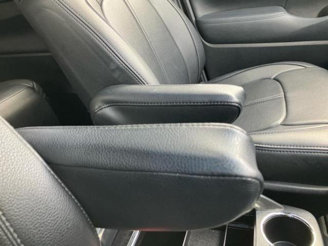 アルファード Sタイプゴールド サンルーフ/ディスプレイオーディオ+ナビ9インチ/フリップダウンモニター 純正 12.1インチ/デジタルインナーミラー/トヨタセーフティセンス/両側電動スライドドア 衝突被害軽減システム バックカメラ(32枚目)