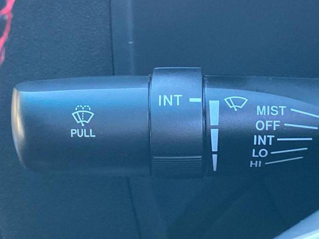 ８６ ＧＴリミテッド　社外　ＳＤナビ／シートヒーター／シート　ハーフレザー／ヘッドランプ　ＬＥＤ／Ｂｌｕｅｔｏｏｔｈ接続／ＥＴＣ／ＡＢＳ／横滑り防止装置／クルーズコントロール／バックモニター／フルセグＴＶ／ＤＶＤ（16枚目）