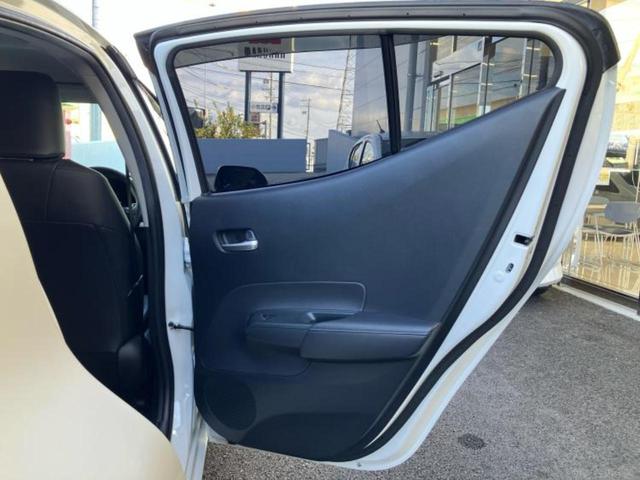 アクア Z 純正 10インチ SDナビ/デジタルインナーミラー/衝突安全装置/パノラミックビューモニター/車線逸脱防止支援システム/シート ハーフレザー/ヘッドランプ LED/Bluetooth接続/ETC(5枚目)