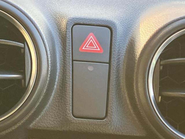 スイフトスポーツ スポーツ　新品タイヤ／純正　８インチ　ＳＤナビ／セーフティサポート（スズキ）／シートヒーター／全方位モニター用カメラ／ヘッドランプ　ＬＥＤ／Ｂｌｕｅｔｏｏｔｈ接続／ＥＴＣ／ＥＢＤ付ＡＢＳ／横滑り防止装置（25枚目）