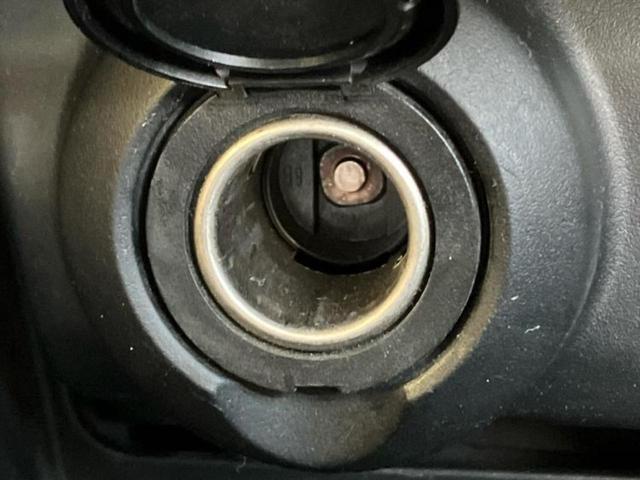 スイフトスポーツ スポーツ　新品タイヤ／純正　８インチ　ＳＤナビ／セーフティサポート（スズキ）／シートヒーター／全方位モニター用カメラ／ヘッドランプ　ＬＥＤ／Ｂｌｕｅｔｏｏｔｈ接続／ＥＴＣ／ＥＢＤ付ＡＢＳ／横滑り防止装置（34枚目）