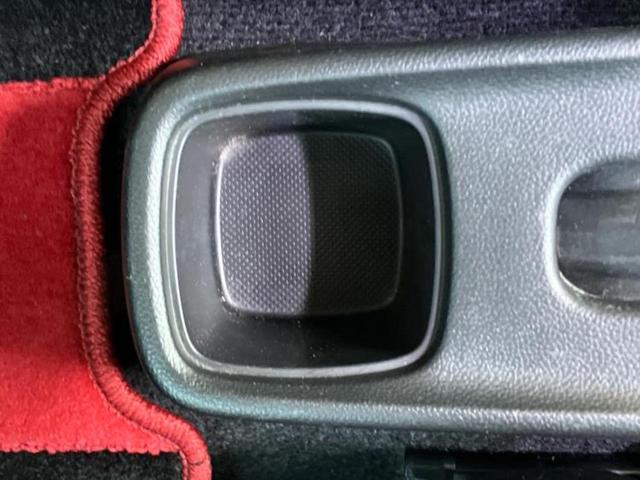 スイフトスポーツ スポーツ　新品タイヤ／純正　８インチ　ＳＤナビ／セーフティサポート（スズキ）／シートヒーター／全方位モニター用カメラ／ヘッドランプ　ＬＥＤ／Ｂｌｕｅｔｏｏｔｈ接続／ＥＴＣ／ＥＢＤ付ＡＢＳ／横滑り防止装置（36枚目）