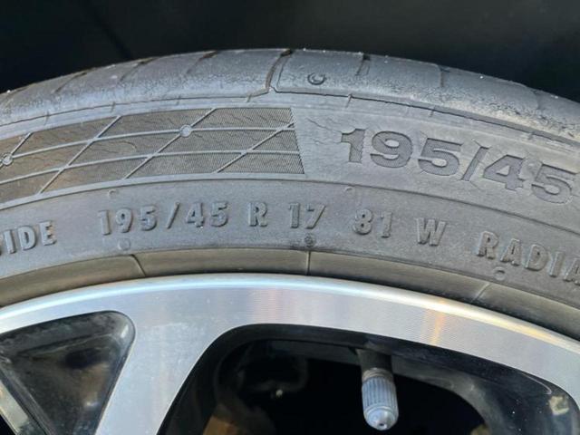 スイフトスポーツ スポーツ　新品タイヤ／純正　８インチ　ＳＤナビ／セーフティサポート（スズキ）／シートヒーター／全方位モニター用カメラ／ヘッドランプ　ＬＥＤ／Ｂｌｕｅｔｏｏｔｈ接続／ＥＴＣ／ＥＢＤ付ＡＢＳ／横滑り防止装置（52枚目）