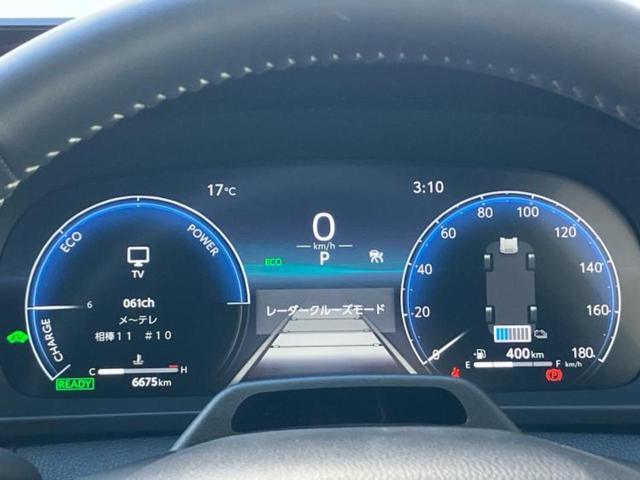 クラウンスポーツ ４ＷＤ　Ｚ　純正　ＳＤナビ／デジタルインナーミラー／衝突安全装置／シートヒーター／全方位モニター／車線逸脱防止支援システム／シート　合皮／パーキングアシスト　自動操舵／電動バックドア／ヘッドランプ　ＬＥＤ　４ＷＤ（14枚目）