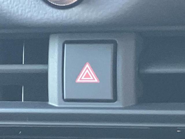 クラウンスポーツ ４ＷＤ　Ｚ　純正　ＳＤナビ／デジタルインナーミラー／衝突安全装置／シートヒーター／全方位モニター／車線逸脱防止支援システム／シート　合皮／パーキングアシスト　自動操舵／電動バックドア／ヘッドランプ　ＬＥＤ　４ＷＤ（28枚目）