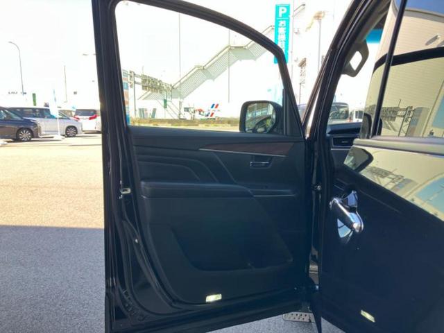 デリカD:5 4WD P 純正 10インチ SDナビ/衝突安全装置/両側電動スライドドア/シートヒーター/マルチアラウンドモニター/車線逸脱防止支援システム/電動バックドア/ヘッドランプ LED/Bluetooth接続 4WD(6枚目)