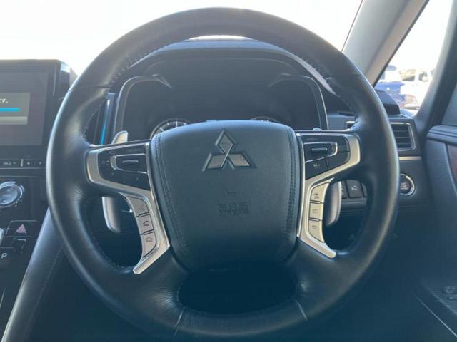 デリカD:5 4WD P 純正 10インチ SDナビ/衝突安全装置/両側電動スライドドア/シートヒーター/マルチアラウンドモニター/車線逸脱防止支援システム/電動バックドア/ヘッドランプ LED/Bluetooth接続 4WD(12枚目)