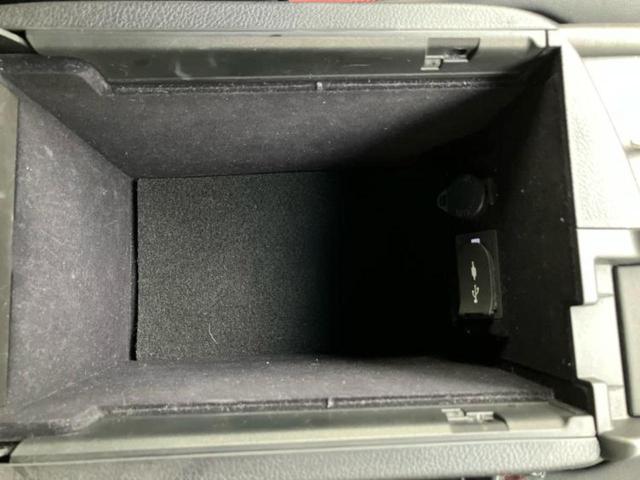 NX NX200t Fスポーツ 新品タイヤ/純正 SDナビ/シートヒーター/シート 合皮/ヘッドランプ LED/ETC/EBD付ABS/横滑り防止装置/アイドリングストップ/サイドモニター/バックモニター/フルセグTV/DVD(30枚目)