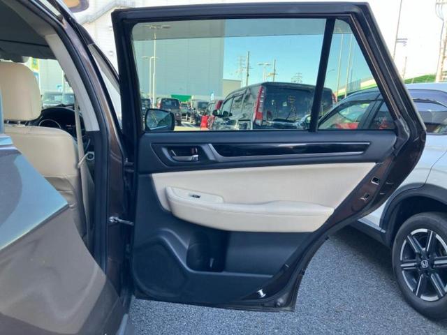 レガシィアウトバック 4WDアウトバックリミテッド 純正 8インチ SDナビ/衝突安全装置/シートヒーター/車線逸脱防止支援システム/シート フルレザー/電動バックドア/ヘッドランプ LED/Bluetooth接続/ETC/EBD付ABS 革シート(5枚目)