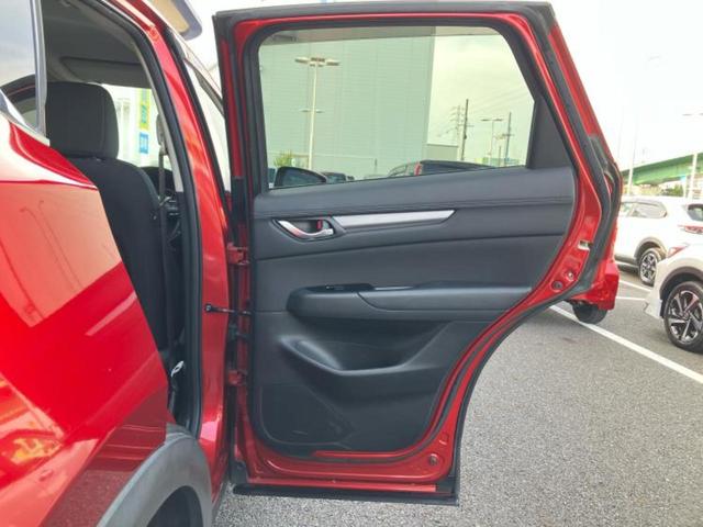 CX-5 XDプロアクティブ 新品タイヤ/BOSE/保証書/純正 SDナビ/衝突安全装置/シートヒーター 前席/車線逸脱防止支援システム/パーキングアシスト バックガイド/ヘッドランプ LED/Bluetooth接続 バックカメラ(5枚目)