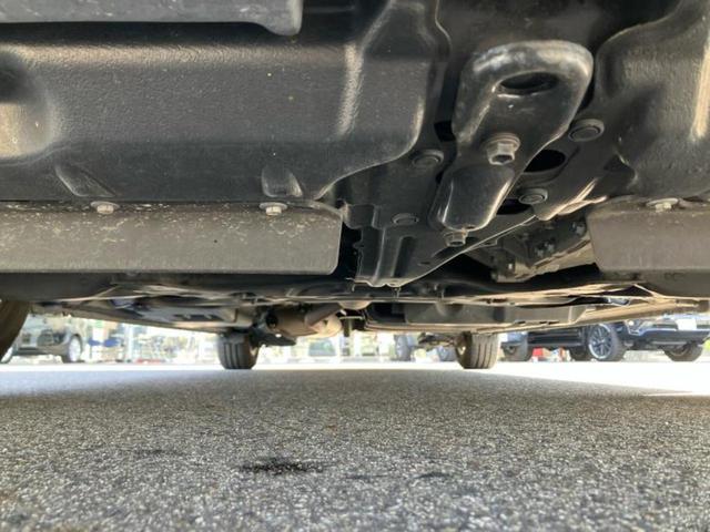 エスクァイア ハイブリッドGiブラックテーラード 新品タイヤ/純正 10インチ SDナビ/フリップダウンモニター/衝突安全装置/両側電動スライドドア/シートヒーター/車線逸脱防止支援システム/シート 合皮/パーキングアシスト バックガイド 禁煙車(55枚目)