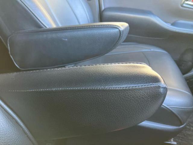 ヴォクシー ZSキラメキ2 社外 10インチ SDナビ/フリップダウンモニター 社外 12.8インチ/衝突安全装置/両側電動スライドドア/車線逸脱防止支援システム/ヘッドランプ LED/Bluetooth接続/ETC(29枚目)