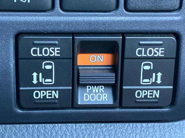 ヴォクシー ZSキラメキ2 社外 10インチ SDナビ/フリップダウンモニター 社外 12.8インチ/衝突安全装置/両側電動スライドドア/車線逸脱防止支援システム/ヘッドランプ LED/Bluetooth接続/ETC(33枚目)