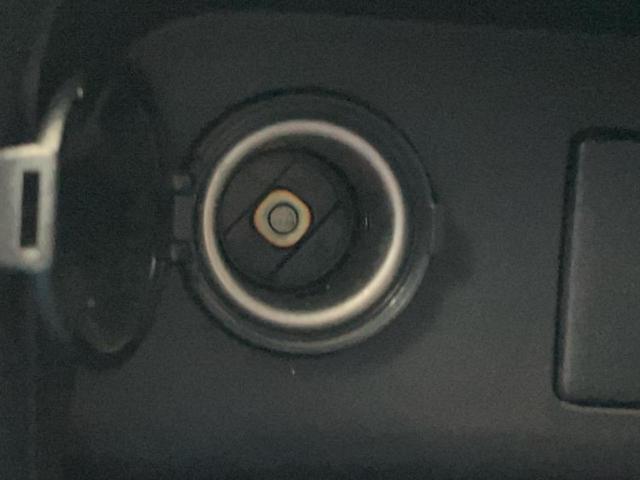 ヴォクシー ZSキラメキ2 社外 10インチ SDナビ/フリップダウンモニター 社外 12.8インチ/衝突安全装置/両側電動スライドドア/車線逸脱防止支援システム/ヘッドランプ LED/Bluetooth接続/ETC(37枚目)