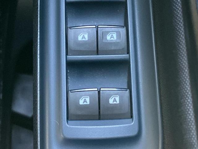 ヴォクシー ZSキラメキ2 社外 10インチ SDナビ/フリップダウンモニター 社外 12.8インチ/衝突安全装置/両側電動スライドドア/車線逸脱防止支援システム/ヘッドランプ LED/Bluetooth接続/ETC(49枚目)