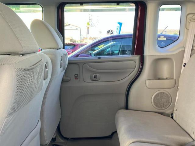 N-BOX G・Lパッケージ 新品タイヤ/社外 SDナビ/電動スライドドア/ETC/EBD付ABS/横滑り防止装置/アイドリングストップ/ワンセグTV/禁煙車/エアバッグ 運転席/エアバッグ 助手席/キーレスエントリー(5枚目)