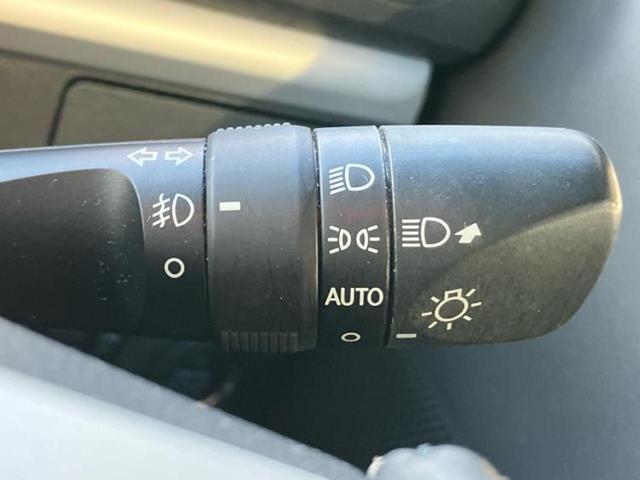 タント カスタムＲＳトップエディションＶＳ　ＳＡ３　新品タイヤ／保証書／純正　ＳＤナビ／衝突安全装置／両側電動スライドドア／シートヒーター／パノラマモニター／車線逸脱防止支援システム／シート　ハーフレザー／ヘッドランプ　ＬＥＤ　衝突被害軽減システム（16枚目）