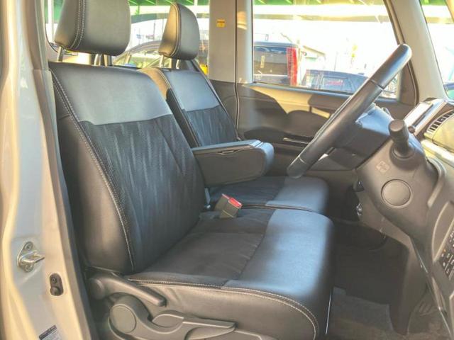 タント カスタムＲＳトップエディションＶＳ　ＳＡ３　新品タイヤ／保証書／純正　ＳＤナビ／衝突安全装置／両側電動スライドドア／シートヒーター／パノラマモニター／車線逸脱防止支援システム／シート　ハーフレザー／ヘッドランプ　ＬＥＤ　衝突被害軽減システム（20枚目）