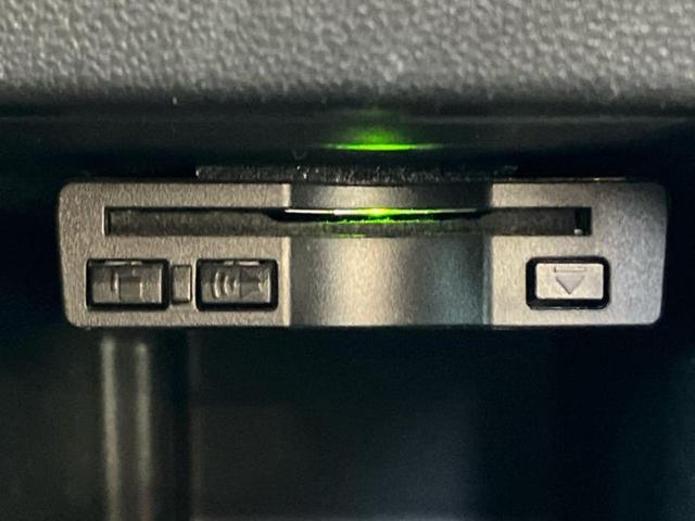 タント カスタムＲＳトップエディションＶＳ　ＳＡ３　新品タイヤ／保証書／純正　ＳＤナビ／衝突安全装置／両側電動スライドドア／シートヒーター／パノラマモニター／車線逸脱防止支援システム／シート　ハーフレザー／ヘッドランプ　ＬＥＤ　衝突被害軽減システム（24枚目）