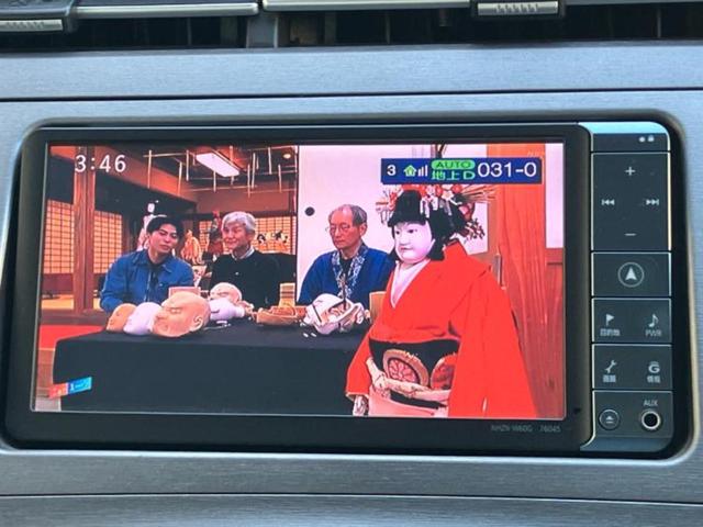 プリウス S 純正 SDナビ/パーキングアシスト バックガイド/ヘッドランプ LED/Bluetooth接続/ETC/EBD付ABS/横滑り防止装置/アイドリングストップ/フルセグTV/DVD LEDヘッドランプ(13枚目)