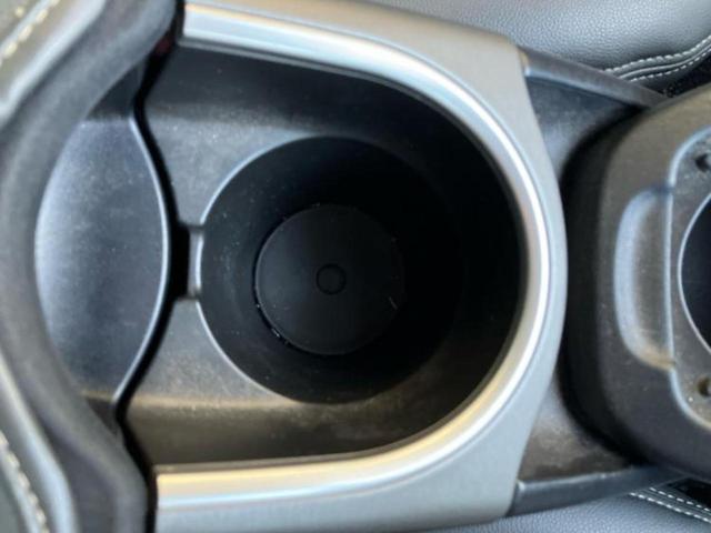 プリウス S 純正 SDナビ/パーキングアシスト バックガイド/ヘッドランプ LED/Bluetooth接続/ETC/EBD付ABS/横滑り防止装置/アイドリングストップ/フルセグTV/DVD LEDヘッドランプ(39枚目)