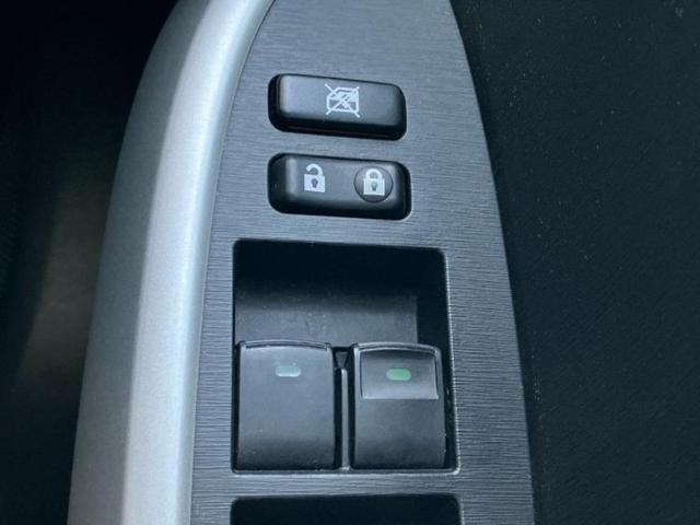 プリウス S 純正 SDナビ/パーキングアシスト バックガイド/ヘッドランプ LED/Bluetooth接続/ETC/EBD付ABS/横滑り防止装置/アイドリングストップ/フルセグTV/DVD LEDヘッドランプ(44枚目)