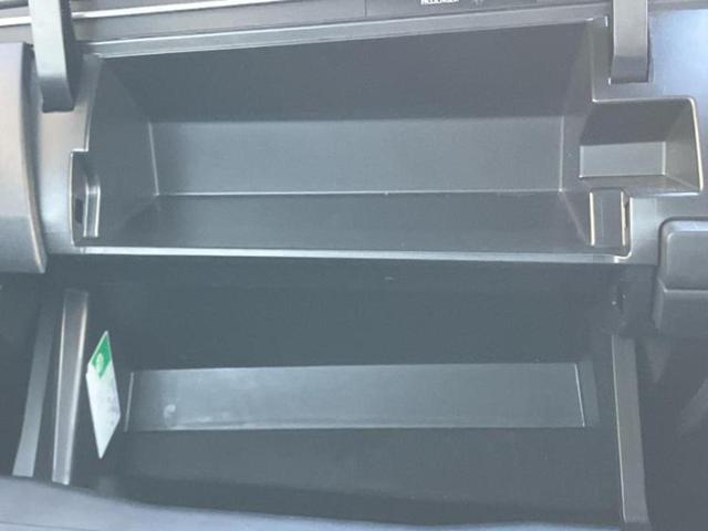 プリウス S 純正 SDナビ/パーキングアシスト バックガイド/ヘッドランプ LED/Bluetooth接続/ETC/EBD付ABS/横滑り防止装置/アイドリングストップ/フルセグTV/DVD LEDヘッドランプ(47枚目)