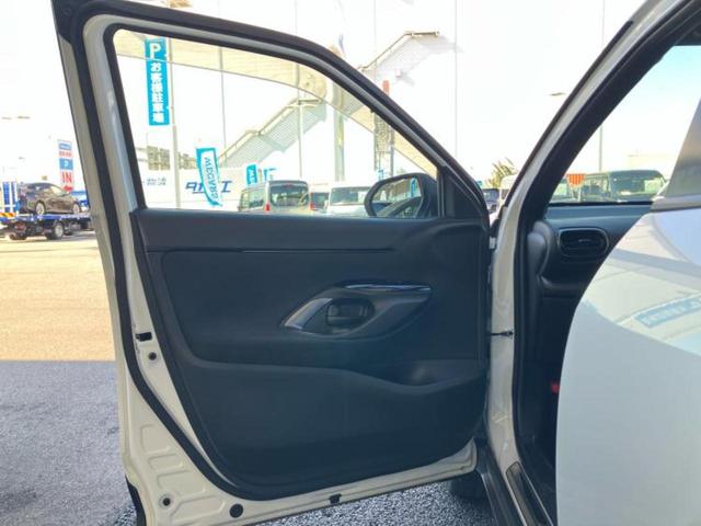 ヤリスクロス ＧＲスポーツ　保証書／ディスプレイオーディオ８インチ／衝突安全装置／車線逸脱防止支援システム／シート　ハーフレザー／ドライブレコーダー　前後／ヘッドランプ　ＬＥＤ／Ｂｌｕｅｔｏｏｔｈ接続／ＥＴＣ　バックカメラ　ＴＶ（6枚目）