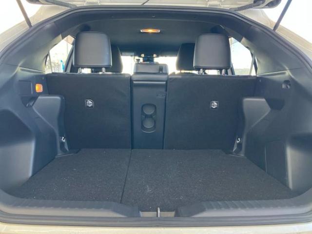 ヤリスクロス ＧＲスポーツ　保証書／ディスプレイオーディオ８インチ／衝突安全装置／車線逸脱防止支援システム／シート　ハーフレザー／ドライブレコーダー　前後／ヘッドランプ　ＬＥＤ／Ｂｌｕｅｔｏｏｔｈ接続／ＥＴＣ　バックカメラ　ＴＶ（8枚目）