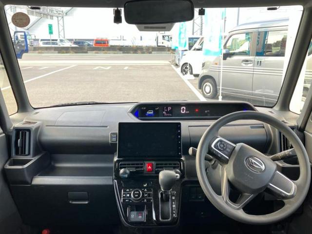 タント カスタムＸ　新品タイヤ／保証書／純正　１０インチ　ナビ／スマートアシスト（トヨタ・ダイハツ）／両側電動スライドドア／車線逸脱防止支援システム／シート　ハーフレザー／ドライブレコーダー　純正　衝突被害軽減システム（9枚目）