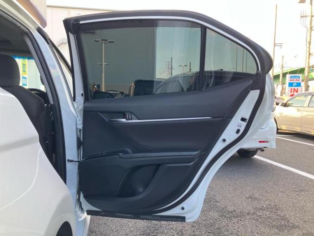 カムリ Ｇ　サンルーフ／純正エアロ／保証書／純正　９インチ　ＳＤナビ／衝突安全装置／車線逸脱防止支援システム／パーキングアシスト　バックガイド／ヘッドランプ　ＬＥＤ／Ｂｌｕｅｔｏｏｔｈ接続／ＥＴＣ　フルエアロ（5枚目）