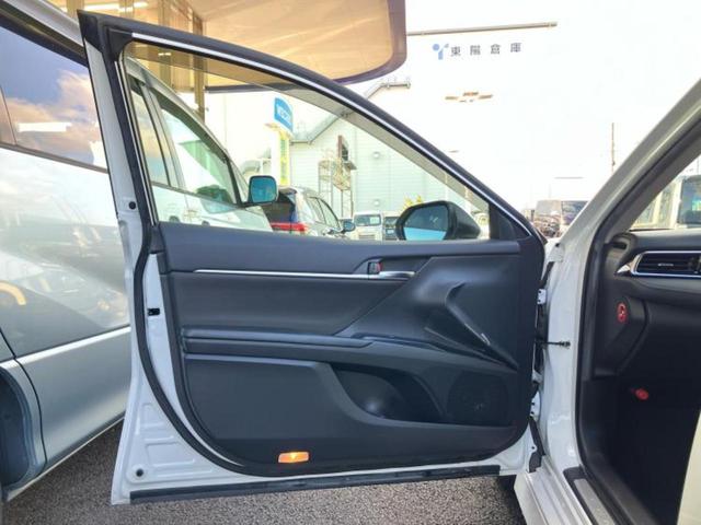 カムリ Ｇ　サンルーフ／純正エアロ／保証書／純正　９インチ　ＳＤナビ／衝突安全装置／車線逸脱防止支援システム／パーキングアシスト　バックガイド／ヘッドランプ　ＬＥＤ／Ｂｌｕｅｔｏｏｔｈ接続／ＥＴＣ　フルエアロ（6枚目）