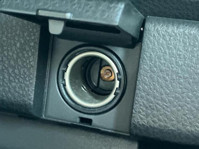 カムリ Ｇ　サンルーフ／純正エアロ／保証書／純正　９インチ　ＳＤナビ／衝突安全装置／車線逸脱防止支援システム／パーキングアシスト　バックガイド／ヘッドランプ　ＬＥＤ／Ｂｌｕｅｔｏｏｔｈ接続／ＥＴＣ　フルエアロ（36枚目）