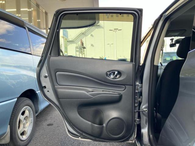 ノート Ｘ　新品タイヤ／純正　ＳＤナビ／インテリジェントルームミラー／エマージェンシーブレーキ／アラウンドビューモニター／車線逸脱防止支援システム／Ｂｌｕｅｔｏｏｔｈ接続／ＥＴＣ／ＥＢＤ付ＡＢＳ　全周囲カメラ（7枚目）