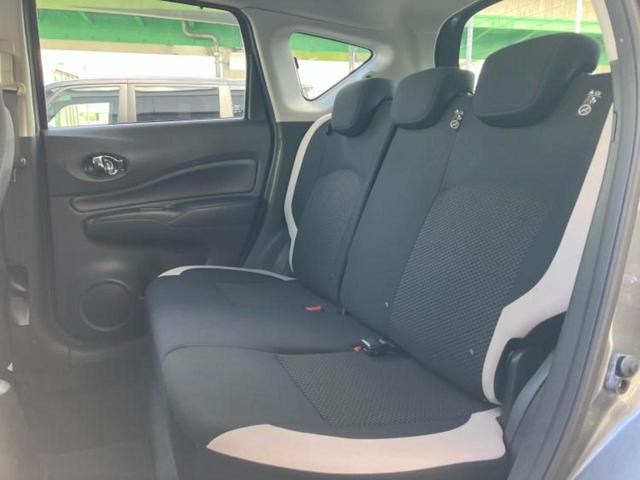 ノート Ｘ　新品タイヤ／純正　ＳＤナビ／インテリジェントルームミラー／エマージェンシーブレーキ／アラウンドビューモニター／車線逸脱防止支援システム／Ｂｌｕｅｔｏｏｔｈ接続／ＥＴＣ／ＥＢＤ付ＡＢＳ　全周囲カメラ（23枚目）