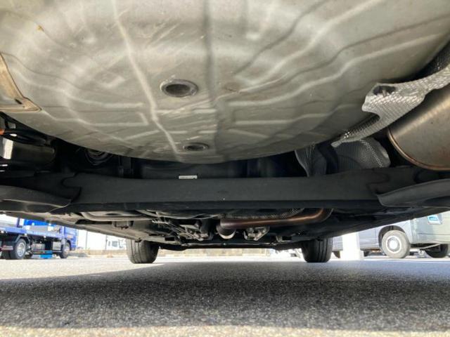 ノート Ｘ　新品タイヤ／純正　ＳＤナビ／インテリジェントルームミラー／エマージェンシーブレーキ／アラウンドビューモニター／車線逸脱防止支援システム／Ｂｌｕｅｔｏｏｔｈ接続／ＥＴＣ／ＥＢＤ付ＡＢＳ　全周囲カメラ（46枚目）