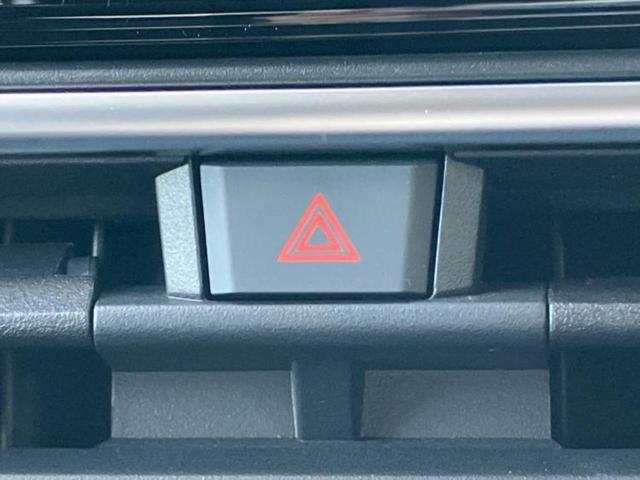 ノート Ｘ　純正　９インチ　メモリーナビ／インテリジェントルームミラー／エマージェンシーブレーキ／アラウンドビューモニター／車線逸脱防止支援システム／ドライブレコーダー　純正／ヘッドランプ　ＬＥＤ　全周囲カメラ（28枚目）