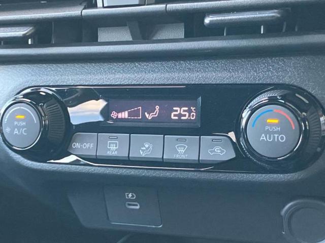 ノート Ｘ　純正　９インチ　メモリーナビ／インテリジェントルームミラー／エマージェンシーブレーキ／アラウンドビューモニター／車線逸脱防止支援システム／ドライブレコーダー　純正／ヘッドランプ　ＬＥＤ　全周囲カメラ（30枚目）