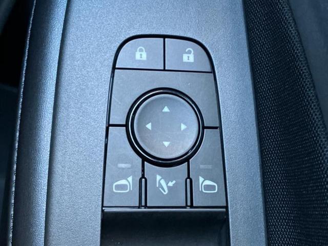 ノート Ｘ　純正　９インチ　メモリーナビ／インテリジェントルームミラー／エマージェンシーブレーキ／アラウンドビューモニター／車線逸脱防止支援システム／ドライブレコーダー　純正／ヘッドランプ　ＬＥＤ　全周囲カメラ（48枚目）